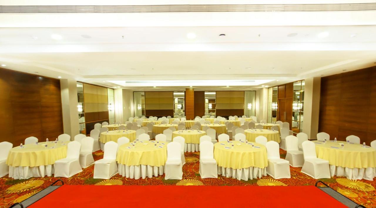 Kalyan Grand - A Business Hotel Vandalur Eksteriør bilde